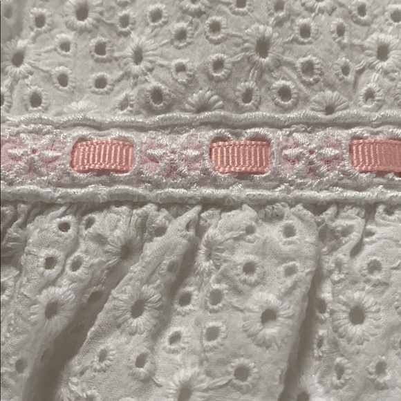 Beautiful Hanna Andersson 110 eyelet top EUC - Picture 6 of 9